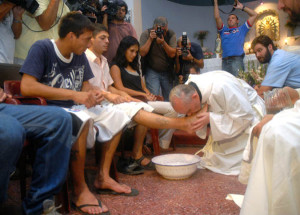 Francis washing feet