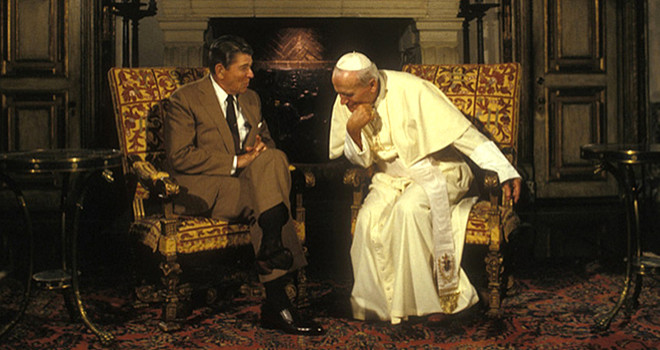 Reagan-and-Pope-JP-II-660x350-1494382376