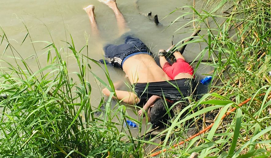 mexico_us_border_migrant_deaths_88533_c0-167-4000-2499_s885x516